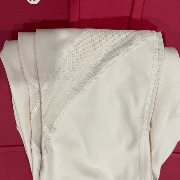 Athleta Med light pink NWOT, so comfortable and soft. - Picture 11 of 11